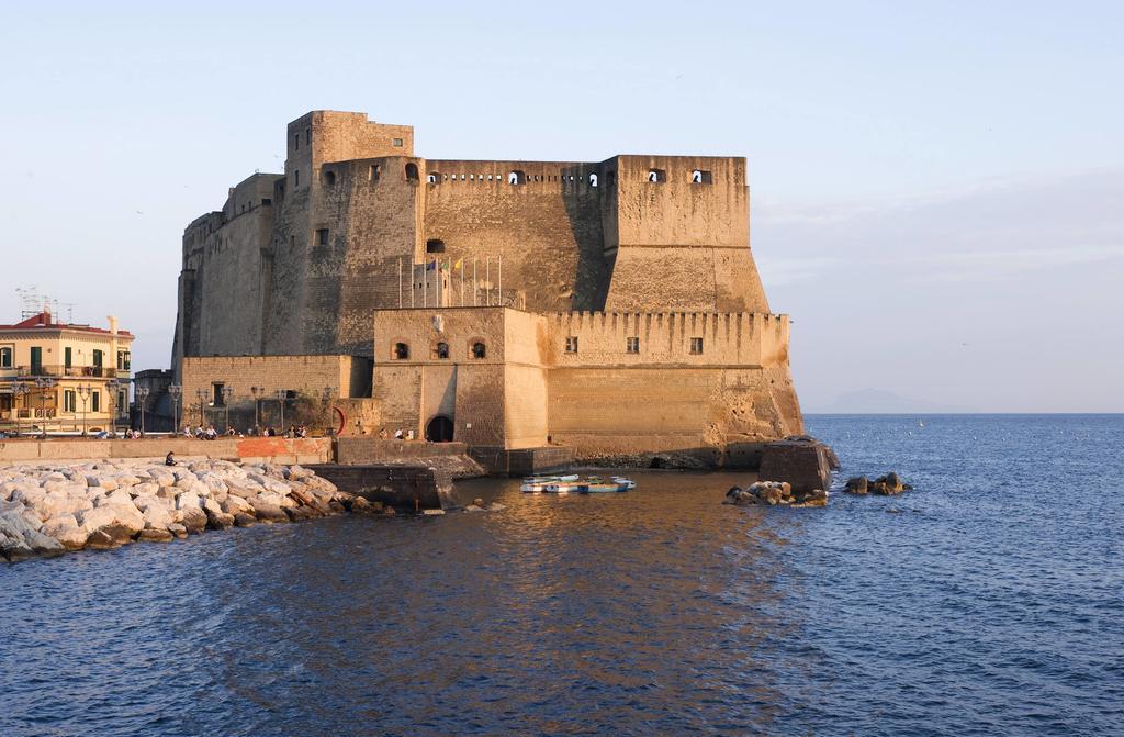 Transatlantico Nápoles Exterior foto